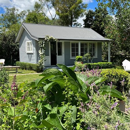 Gardeners' Cottage Matangi Exterior photo