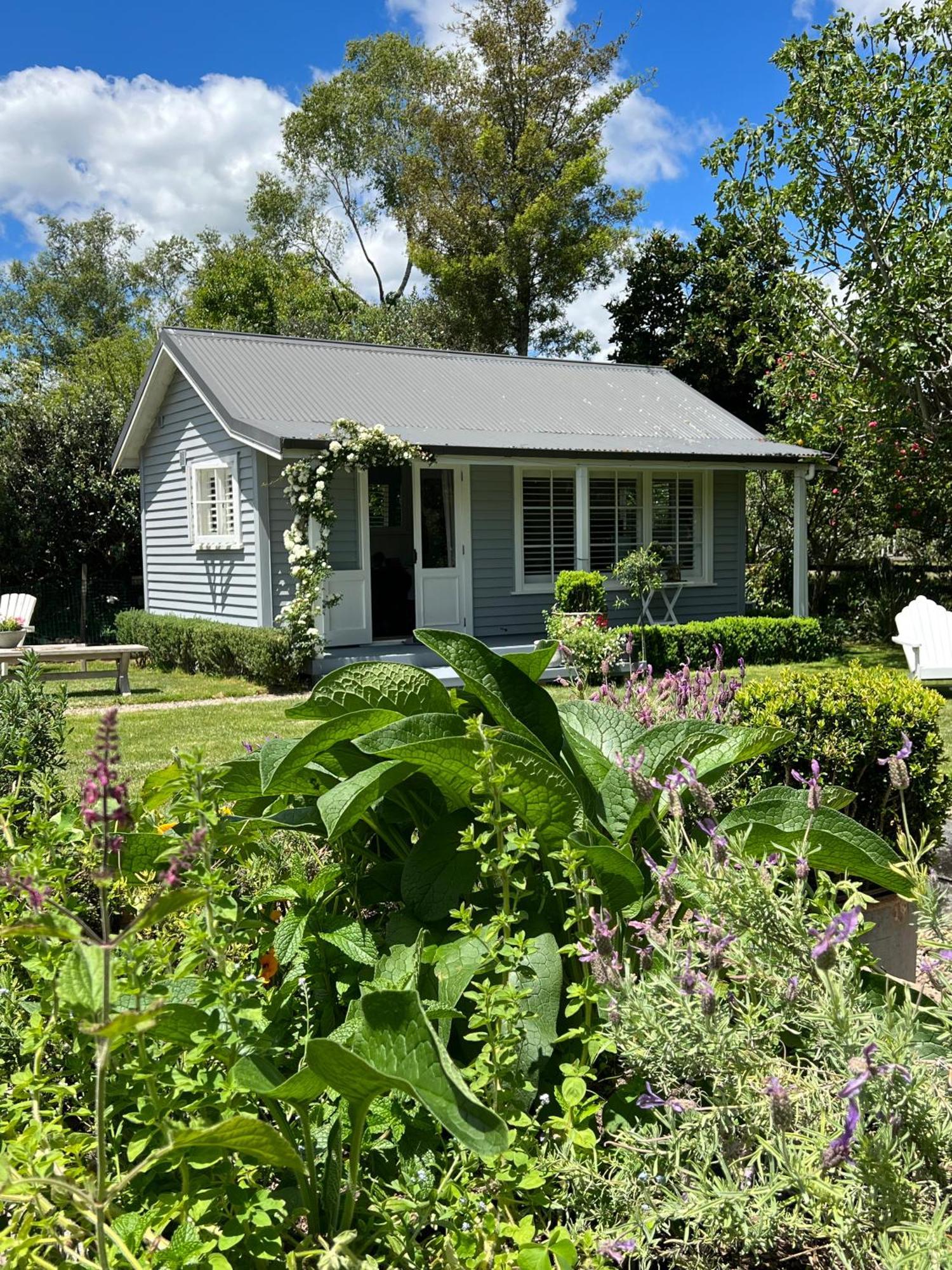 Gardeners' Cottage Matangi Exterior photo